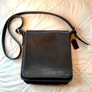 Coach Crossbody Legacy EUC
